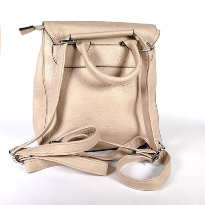 Mochila tachuelas